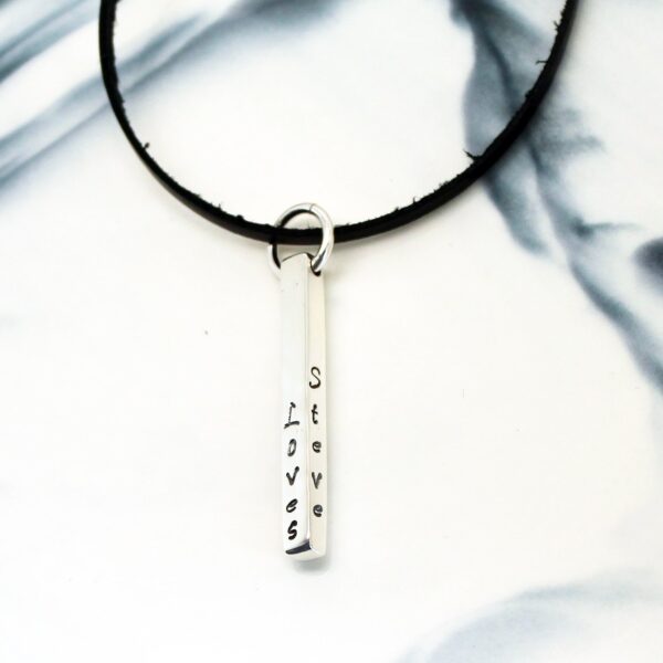 Personalisierte Halskette "Stab" – Bild 2